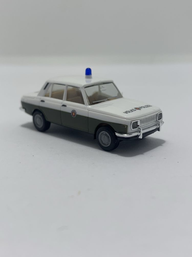 Wartburg 353 66 da Herpa escala 1/87