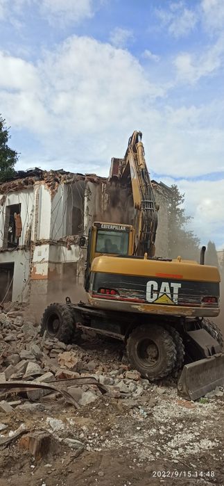 Usługi koparką usługi transportowe ziemia gruz piasek