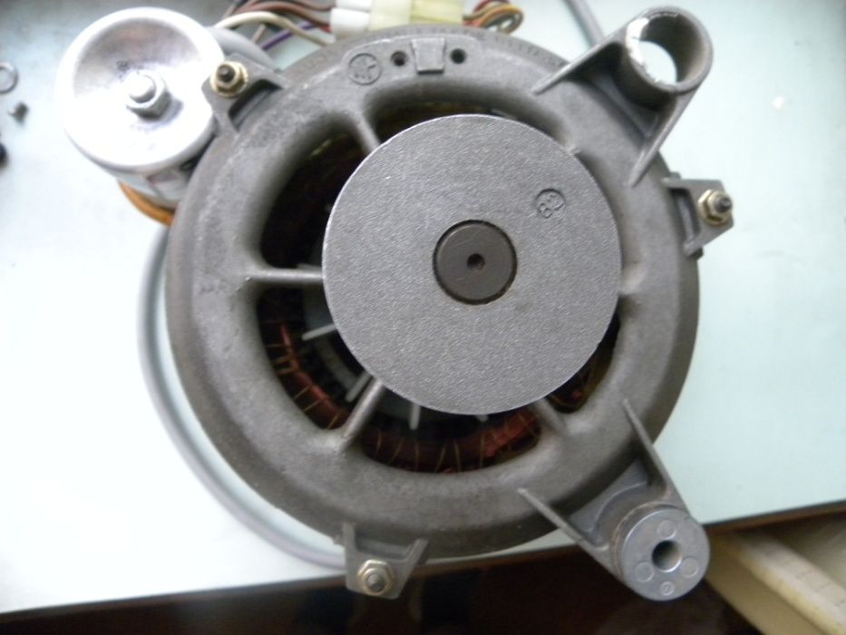 Двигатель для стиральной машины Whirlpool