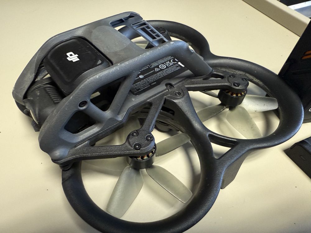 Dron DJI Avata z baterią i hubem do ładowania. Faktura VAT