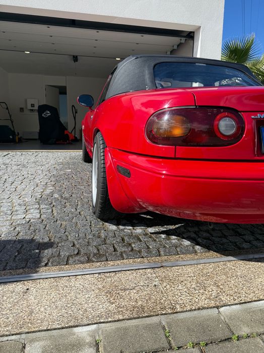 Mazda MX-5 NA “Miata”