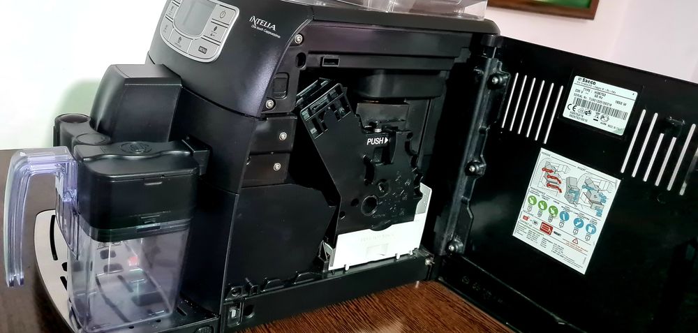 Ekspres Saeco Intelia One Touch Cappuccino