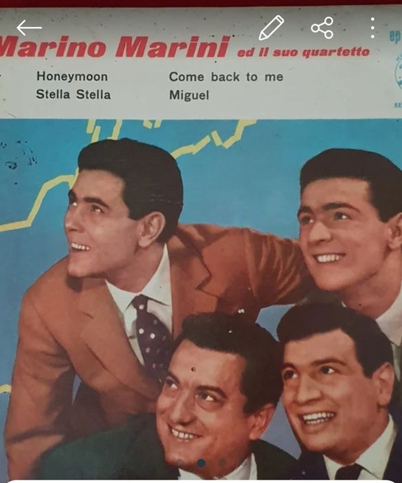 Vendo lote de singles em vinil. Muito antigos.