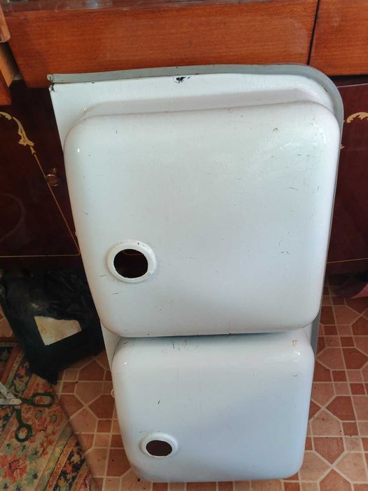 Умывальник двойной эмаль.