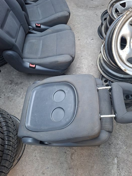 Сидіння Volkswagen Sharan. Задні. 4штуки.