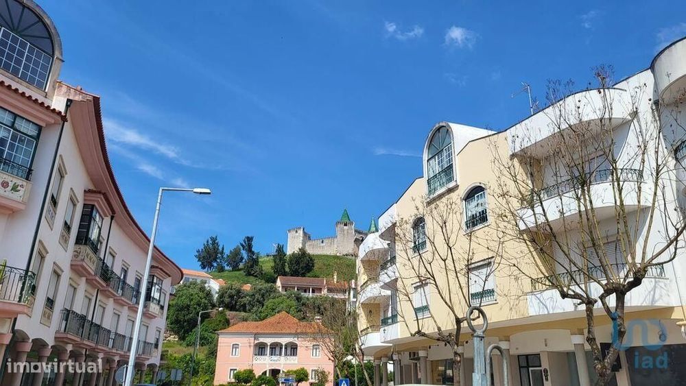 Loja / Estabelecimento Comercial em Porto de Mós - São João Baptista e