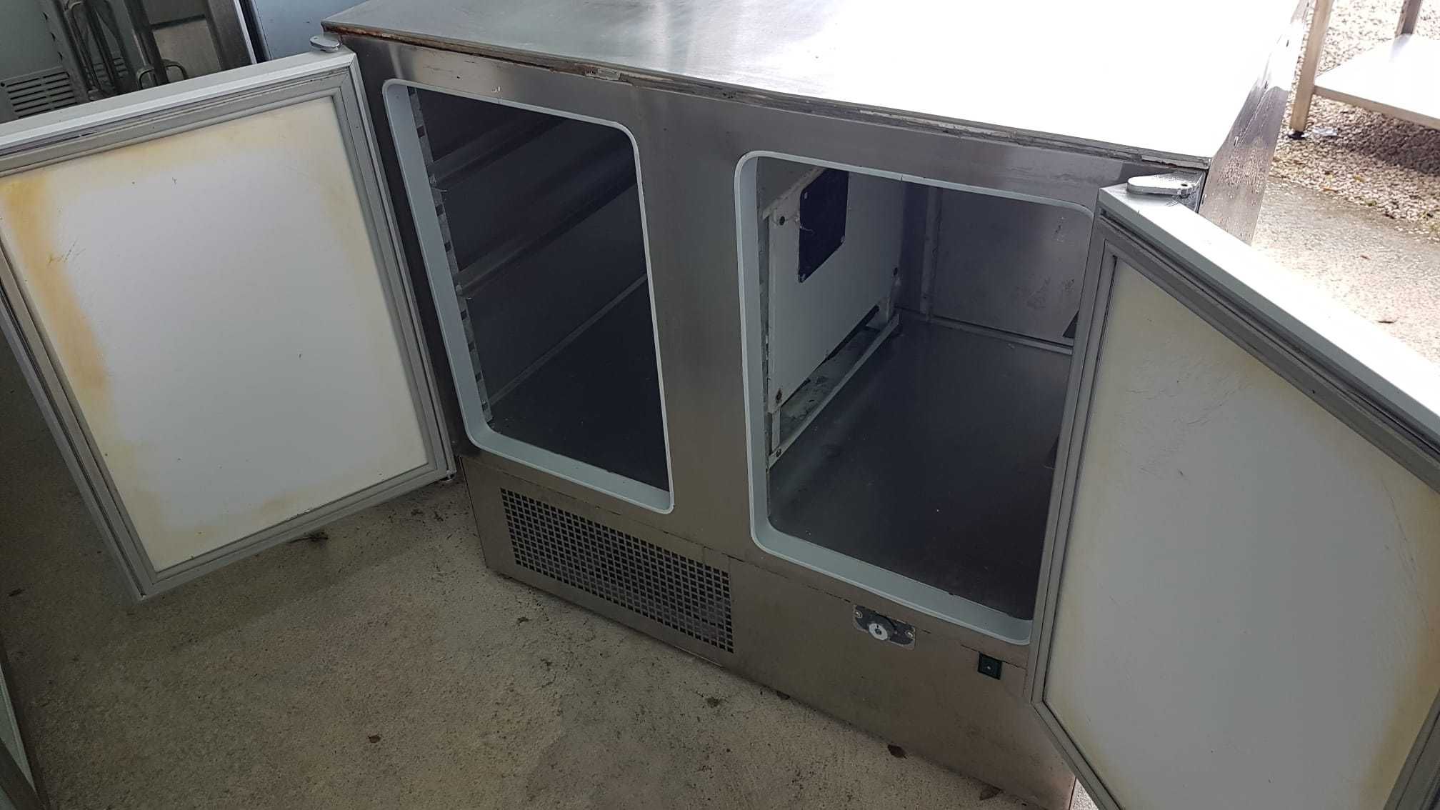 Bancada refrigerada em inox