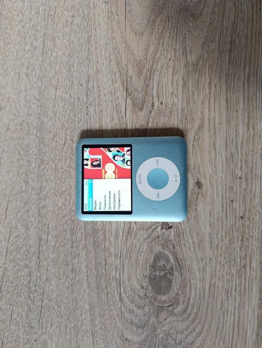 Мп3 плеер Ipod nano 5 16 gb в хорошем рабочем состоянии