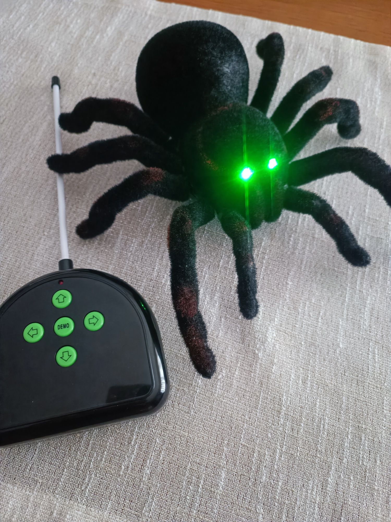 Aranha com telecomando