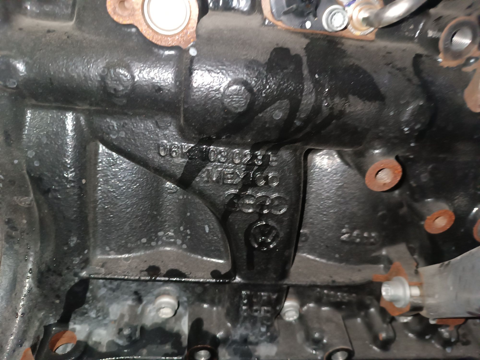 Ауді Q5 80A 18 рік 2.0tfsi бензин двигун двигатель мотор в зборі DAYB