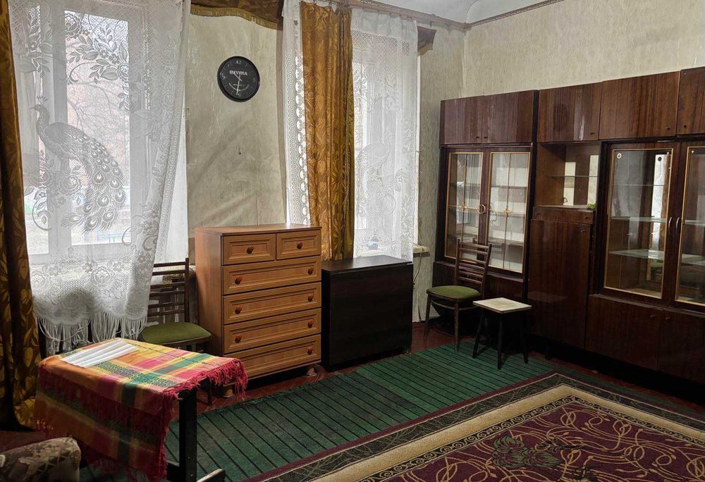 ‼️ Продам гостинку на метро ЮЖД 32м2‼️ Есть видео‼️ 10500у.е.