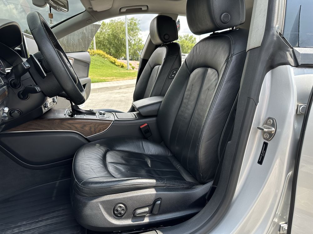 Продам Audi RS7 2014