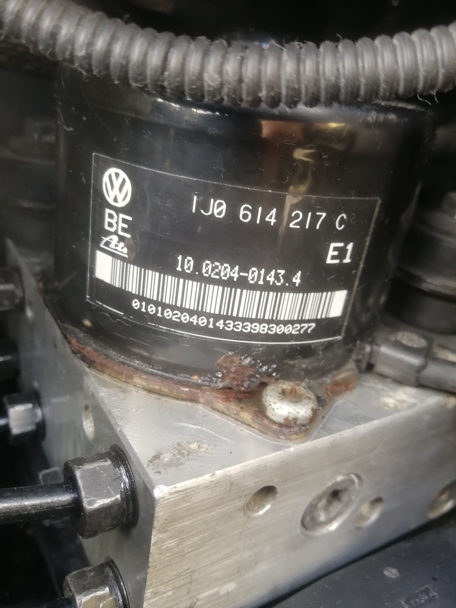 Vendo jantes e muitas pecas de motor audi a3 8l 1.9 tdi 110cv,