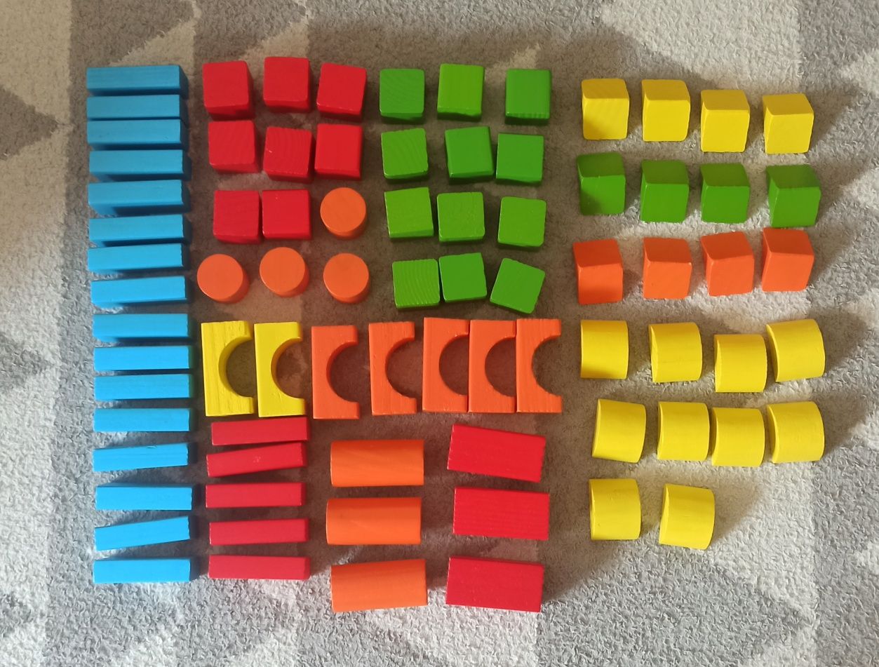 Kolorowe klocki drewniane w wiaderku, ponad 80 elementów, sorter