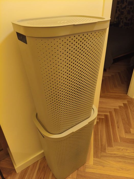 Dwa kosze na bieliznę / pranie