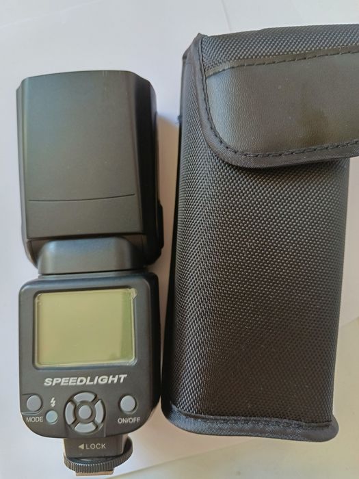 Фото спалах триопо тр-950 triopo tr950