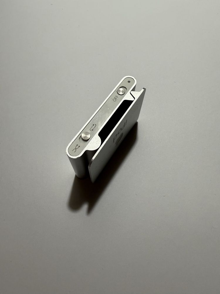 ipod nano з зарядкою