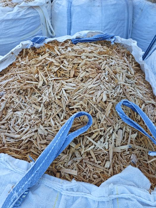 Zrębki, trociny, drewno