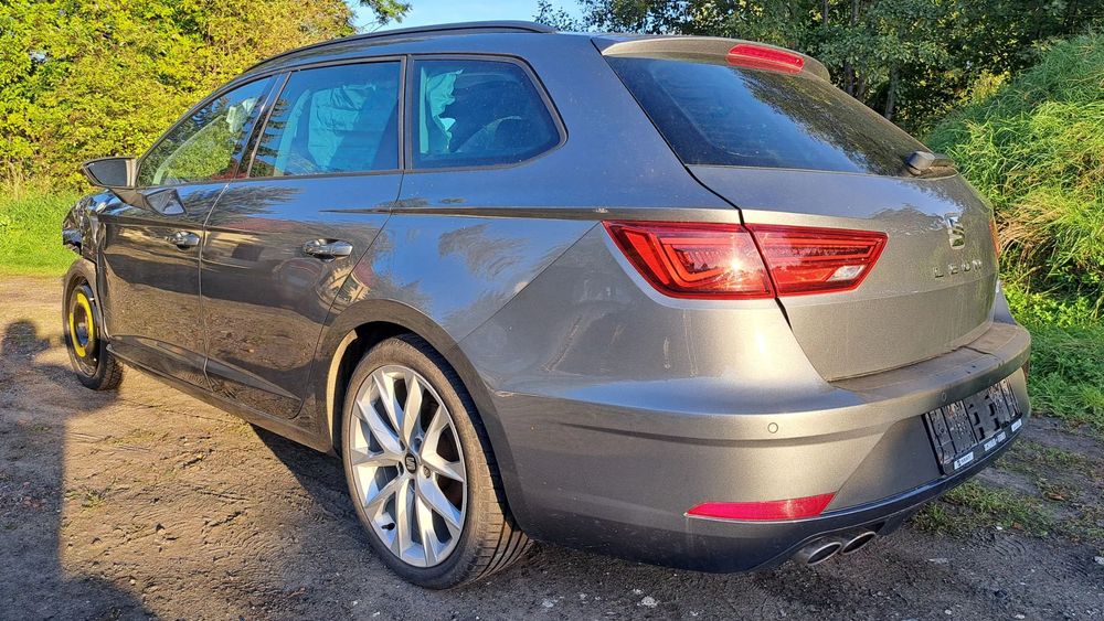 Seat Leon ST 2.0TDi 150KM FR, model po liftingu, silnik odpala, auto jeździ...