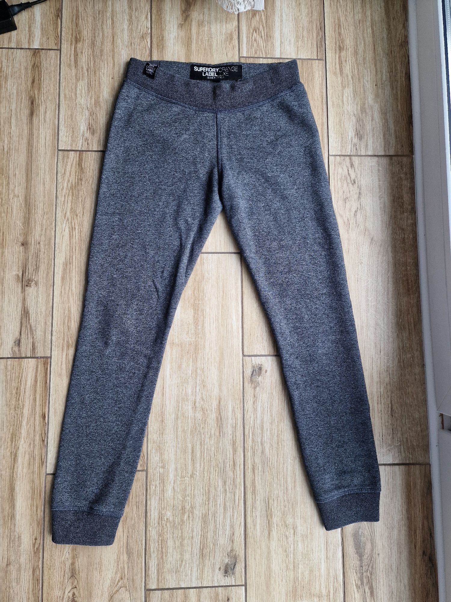 Spodnie dresowe treningowe XXS Superdry