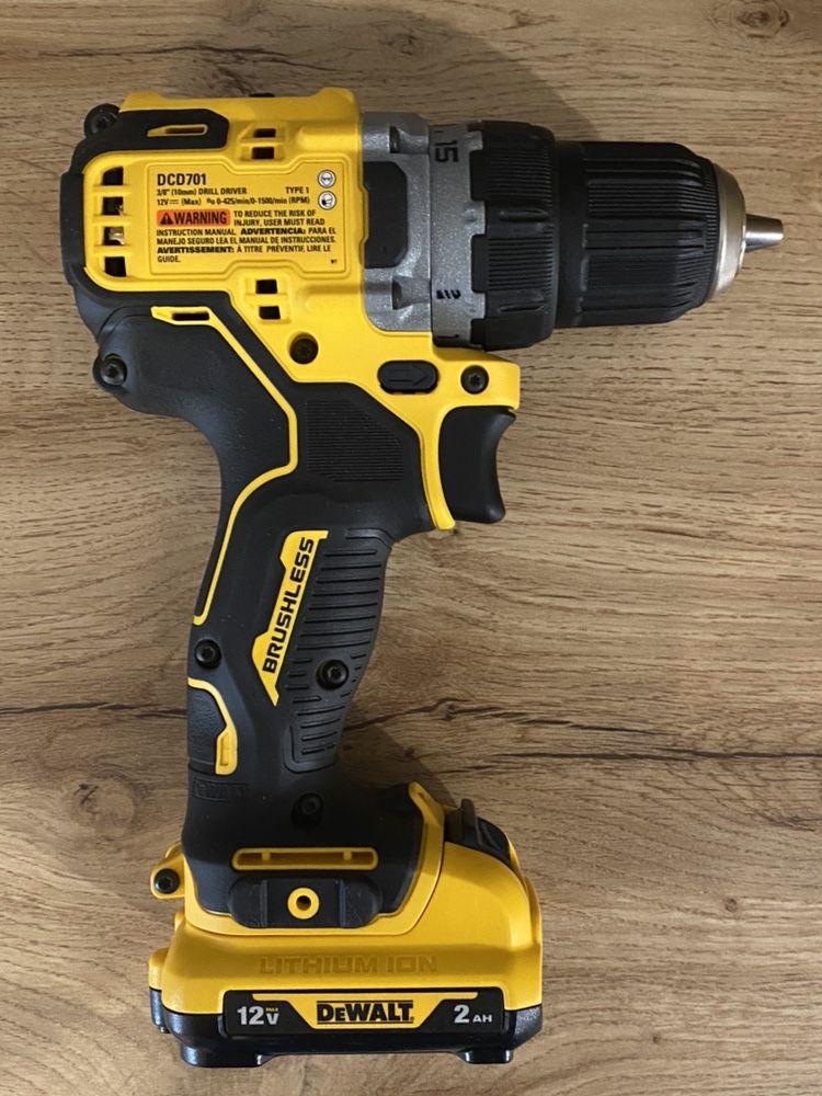 Бесщёточная дрель-шуруповерт DeWALT DCD701F2 12В