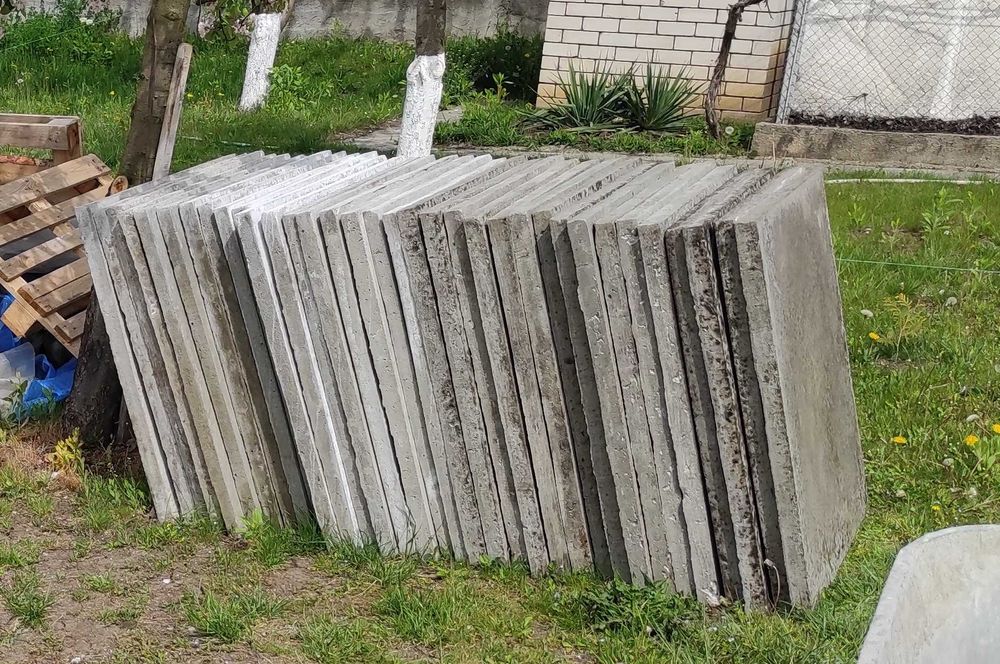 Плити залізобетонні 93* 93*4,5 см. Кам'янець-Подільський для доріжок