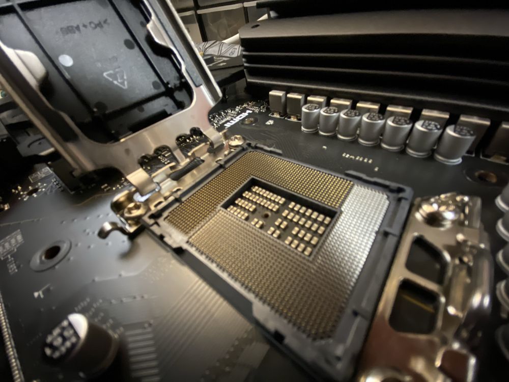 MSI MAG z790 Tomahawk WIF DDR5