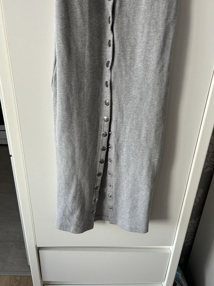 Szara sukienka midi r. XS/S