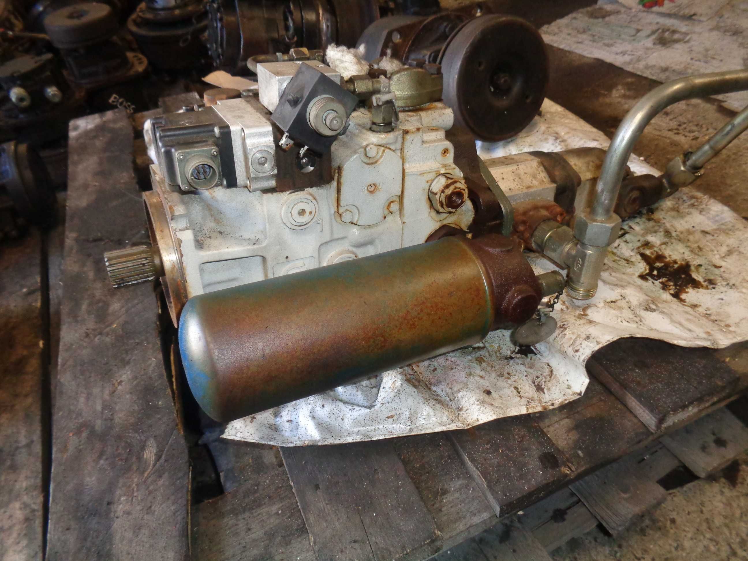 Pompa hydrauliczna SAUER SUNDSTRAND 90R055 KA1B6 - zestaw