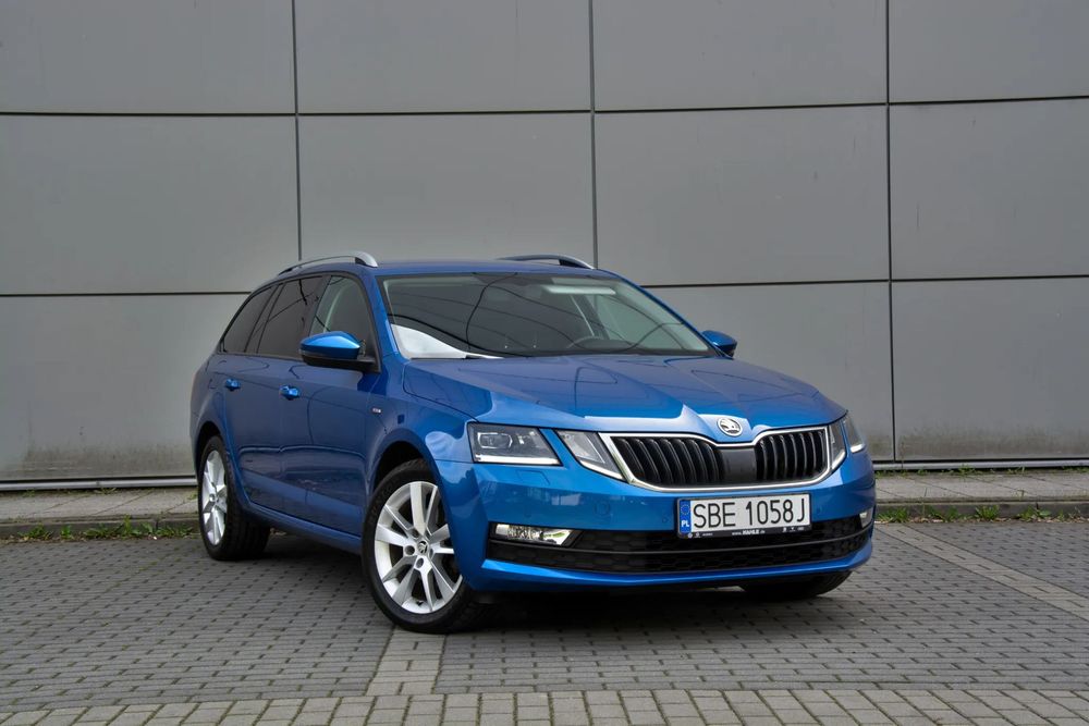 Skoda Octavia III FL Kombi Drive 2.0 TDI DSG 11/2017 TOP Led Webasto Kamera