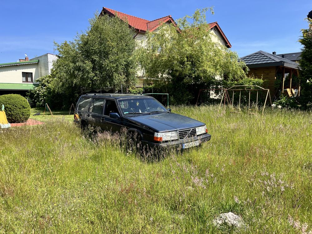 Volvo 940 2.3 turbo, manual, RED BLOCK
