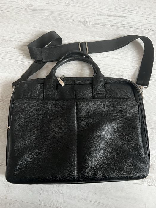 Чоловіча сумка через плече та в руки