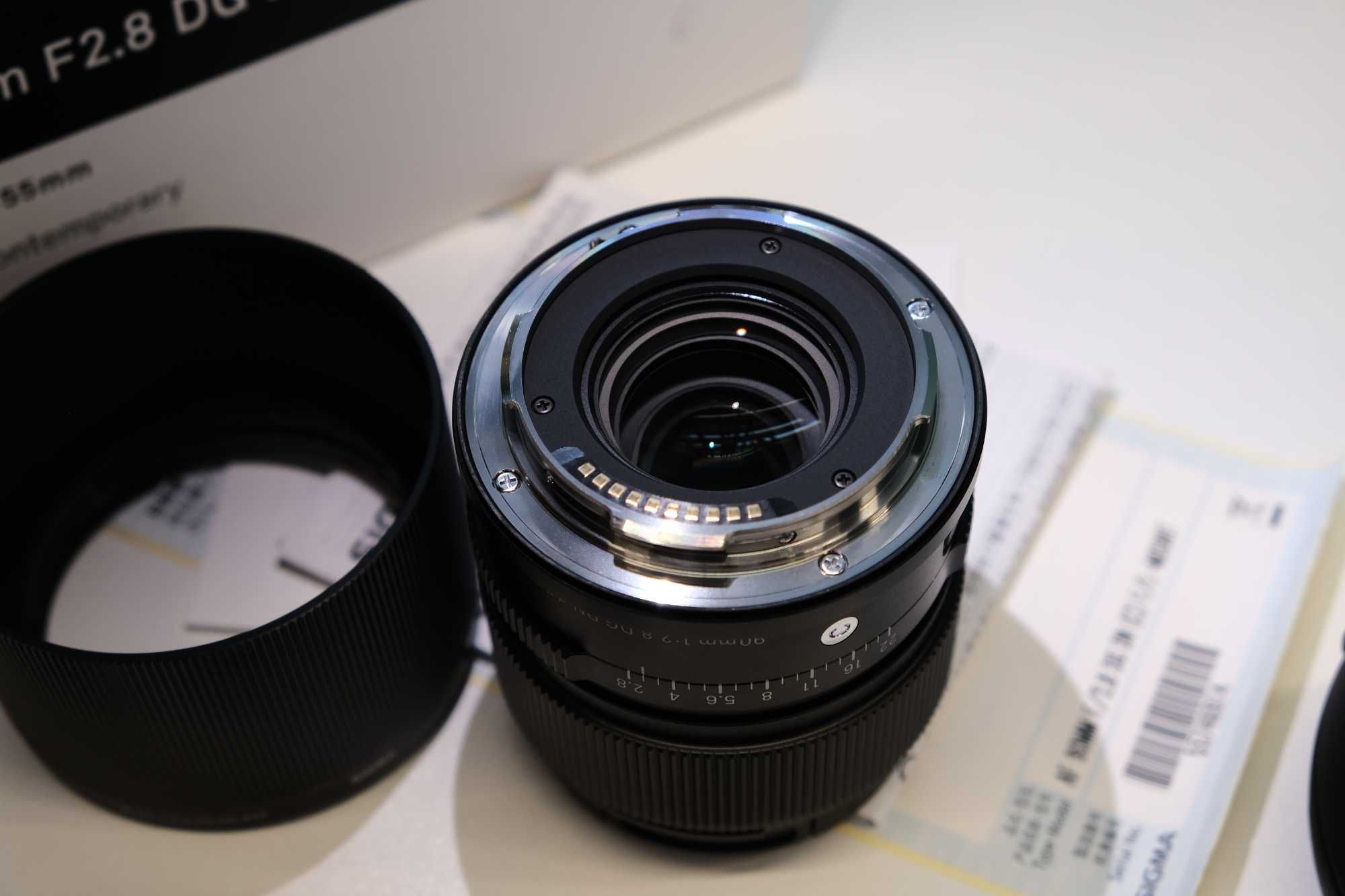 Sigma 90mm f/2.8 DG DN Contemporary (L-mount) | Повний комплект