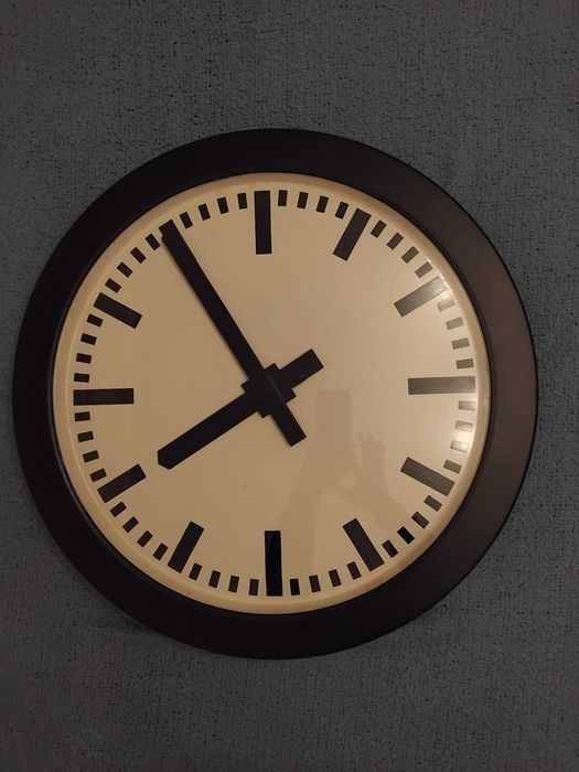 zegar kolejowy dworcowy PKP średnica 60 cm. lata 60/70