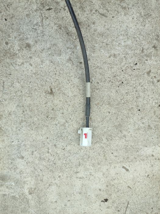 Продам задний левый датчик ABS на hyundai accent RB