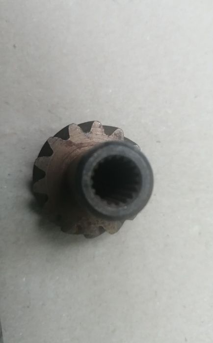 Вал з шестерньою для масло-насоса ВАЗ 2101-2107