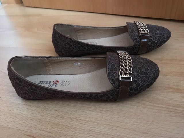 Sapatos / Sabrinas Nº 38 NOVAS