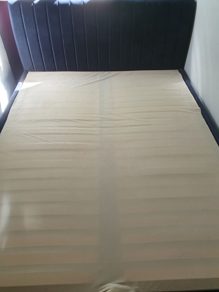 Łóżko tapicerowane 160x200cm
