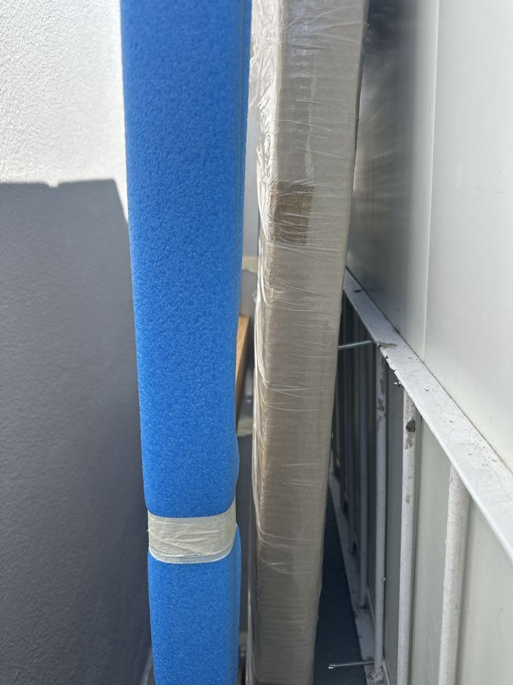 Vendo porta lacada nova .