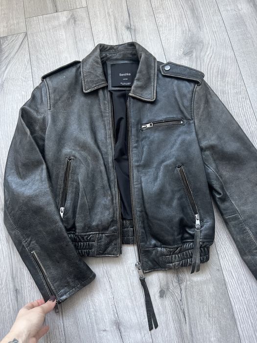 Шкіряна куртка косуха натуральна bershka