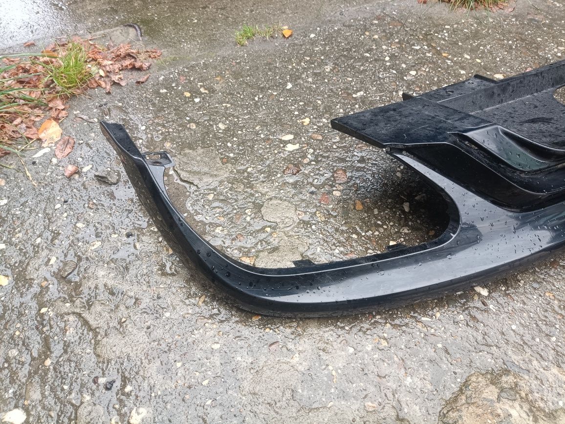 Volvo V60 II r-design 18- spoiler dyfuzor dokładka zderzaka tył tylneg
