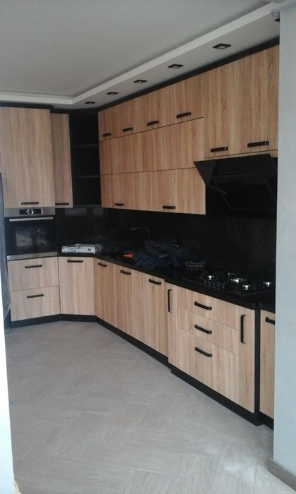 Замена фасадов, столешниц,ремонт,изготовление мебели