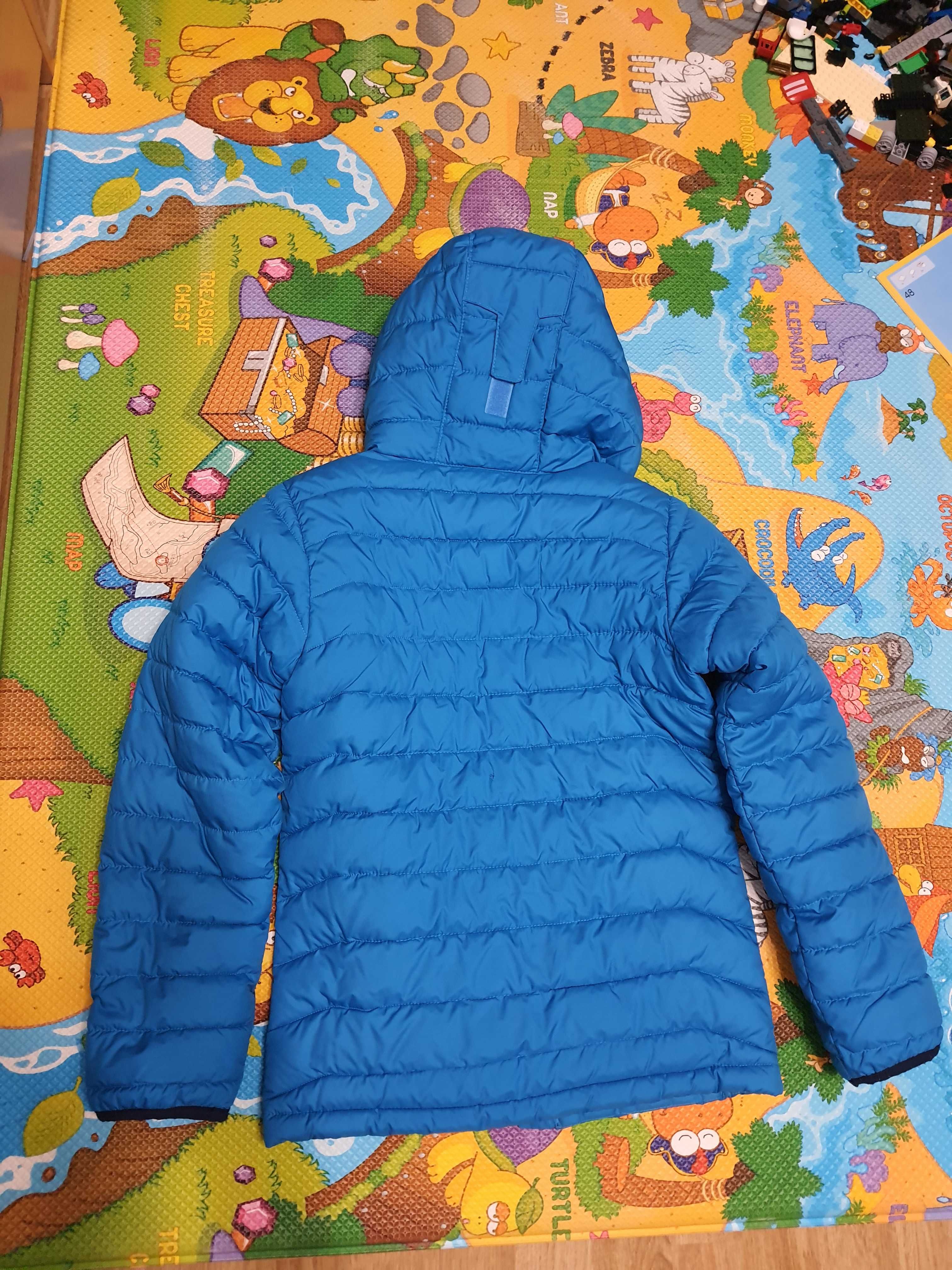 Куртка демісезонна хлопчику Columbia. Розмір М (10-12) 134+