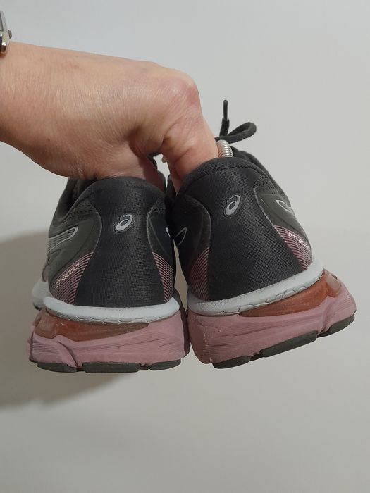 Asics GT-2000 Gore-Tex жіночі спортивні бігові кросівки