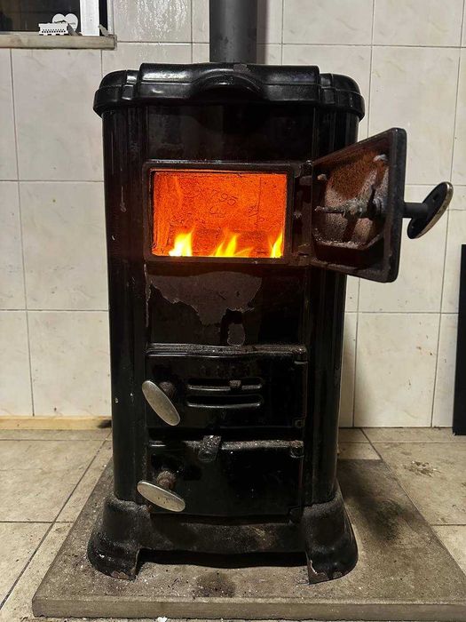 Salamandra a Lenha – Ferro Fundido – Muito Potente e Funcional