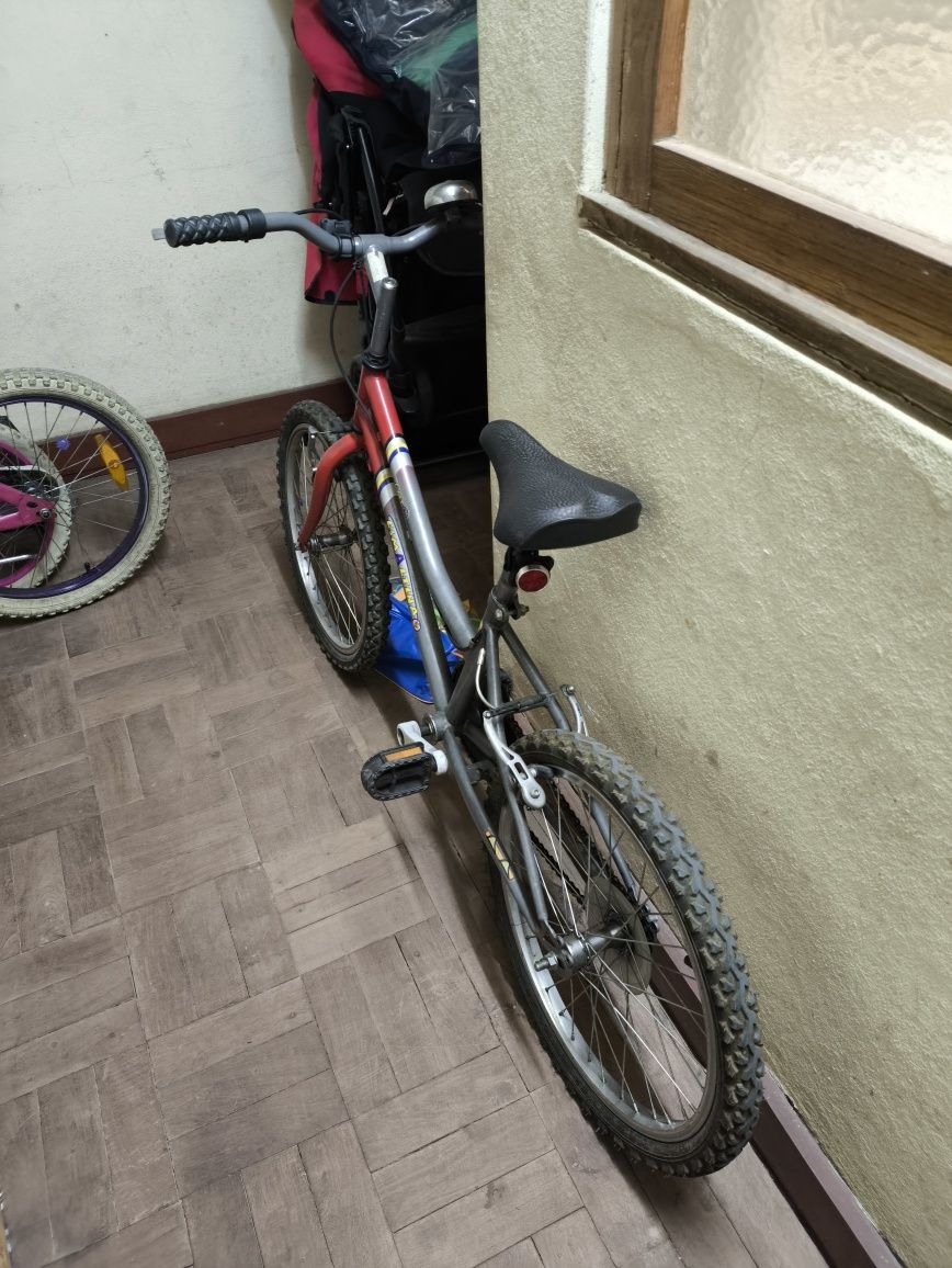 Vendo duas bicicletas roda 20