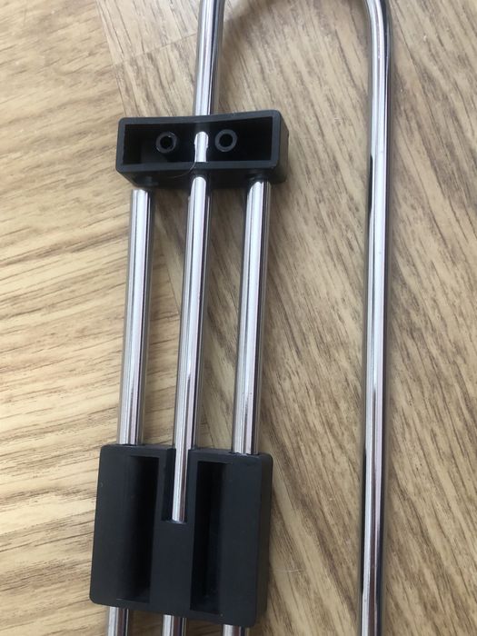 Висувні вішалки для шаф Вертикальні висувні