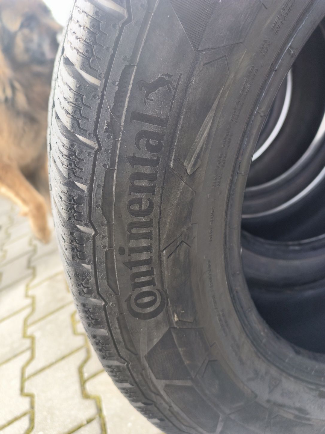 Komplet Opon do Busa 215/65/16c