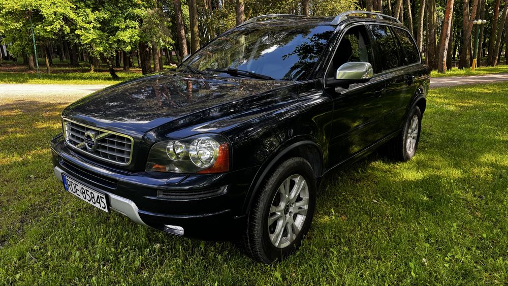 Volvo XC 90 3,2 benzyna wersja 7 osobowa