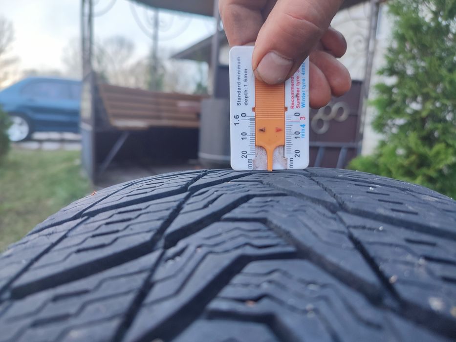 Продам б/у резину